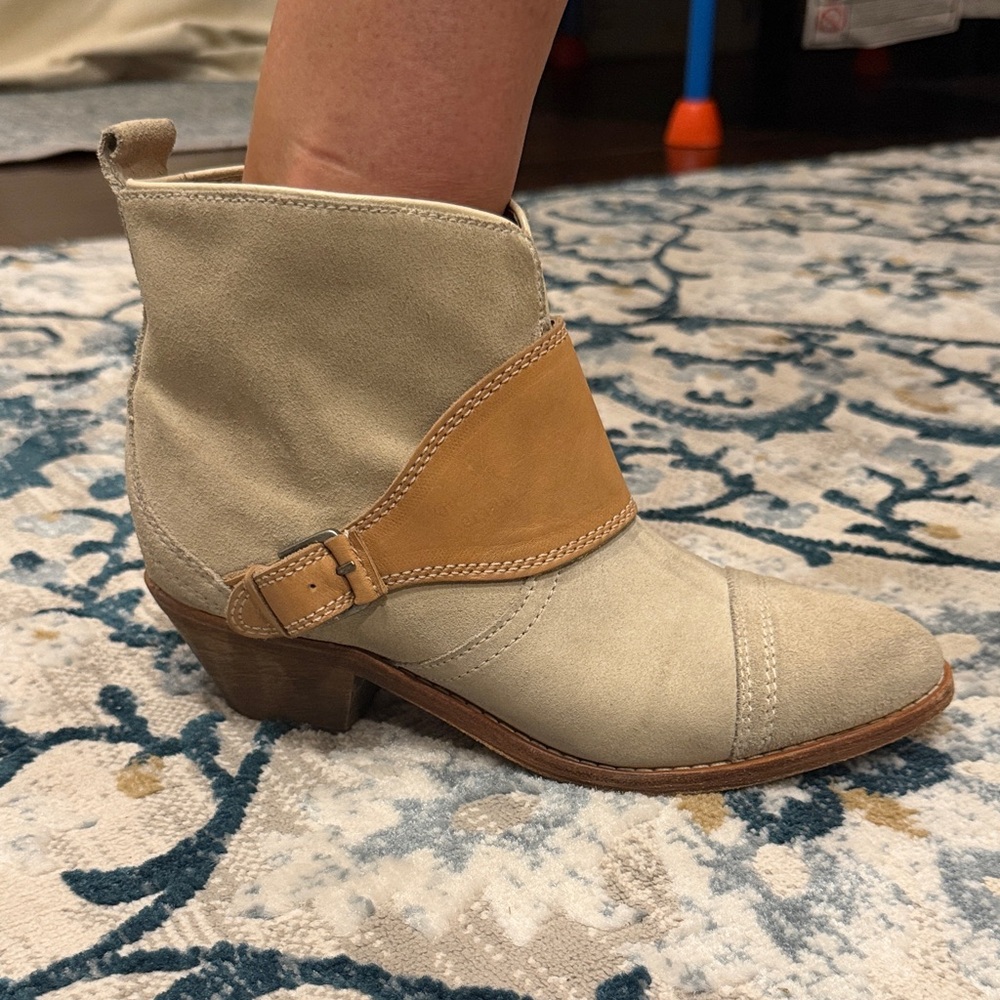 All Saints Tan and Cream Ankle Boots
